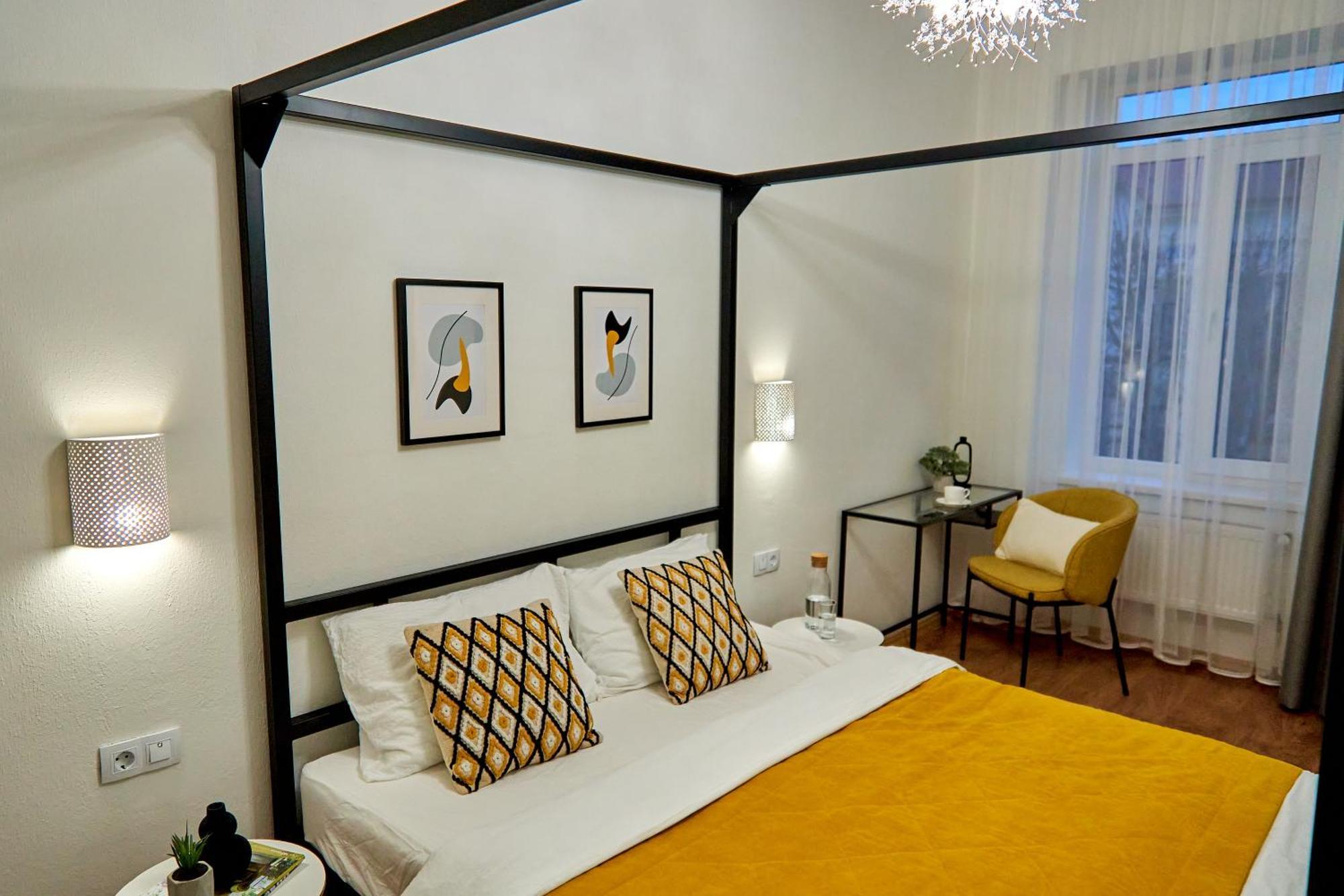 Best Apartments On Kyryla & Mefodia Mukacheve Bagian luar foto